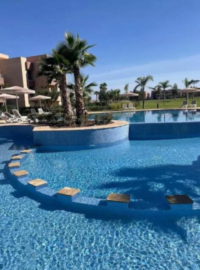 New appart, pool and golf view